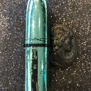 ✨MAC Enchanted One Lipstick✨